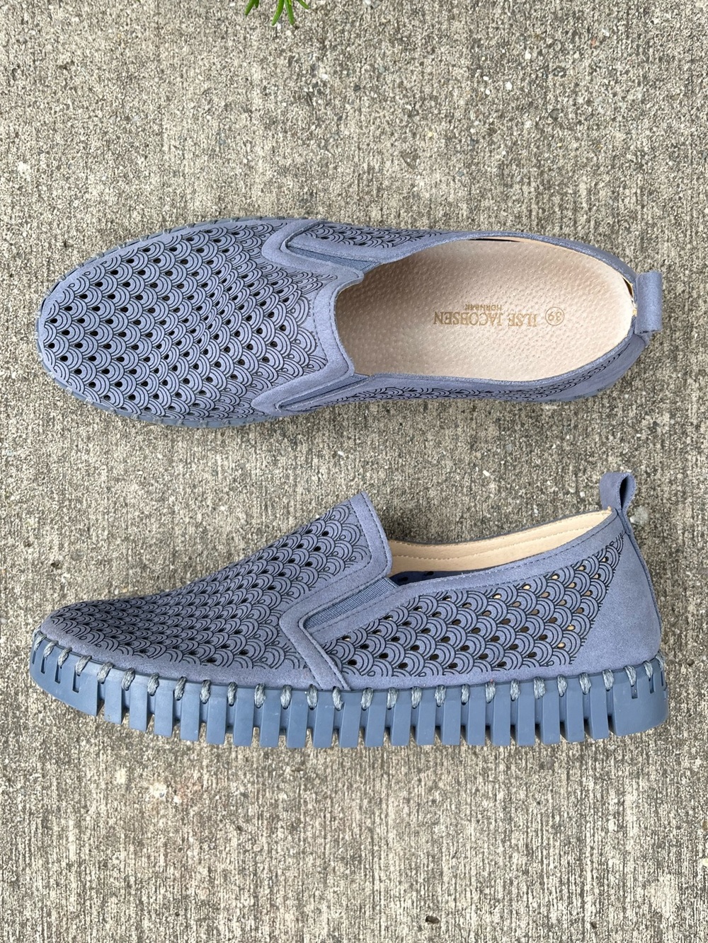Ilse Jacobsen | Tulip Blue-grey Slip-On Flats